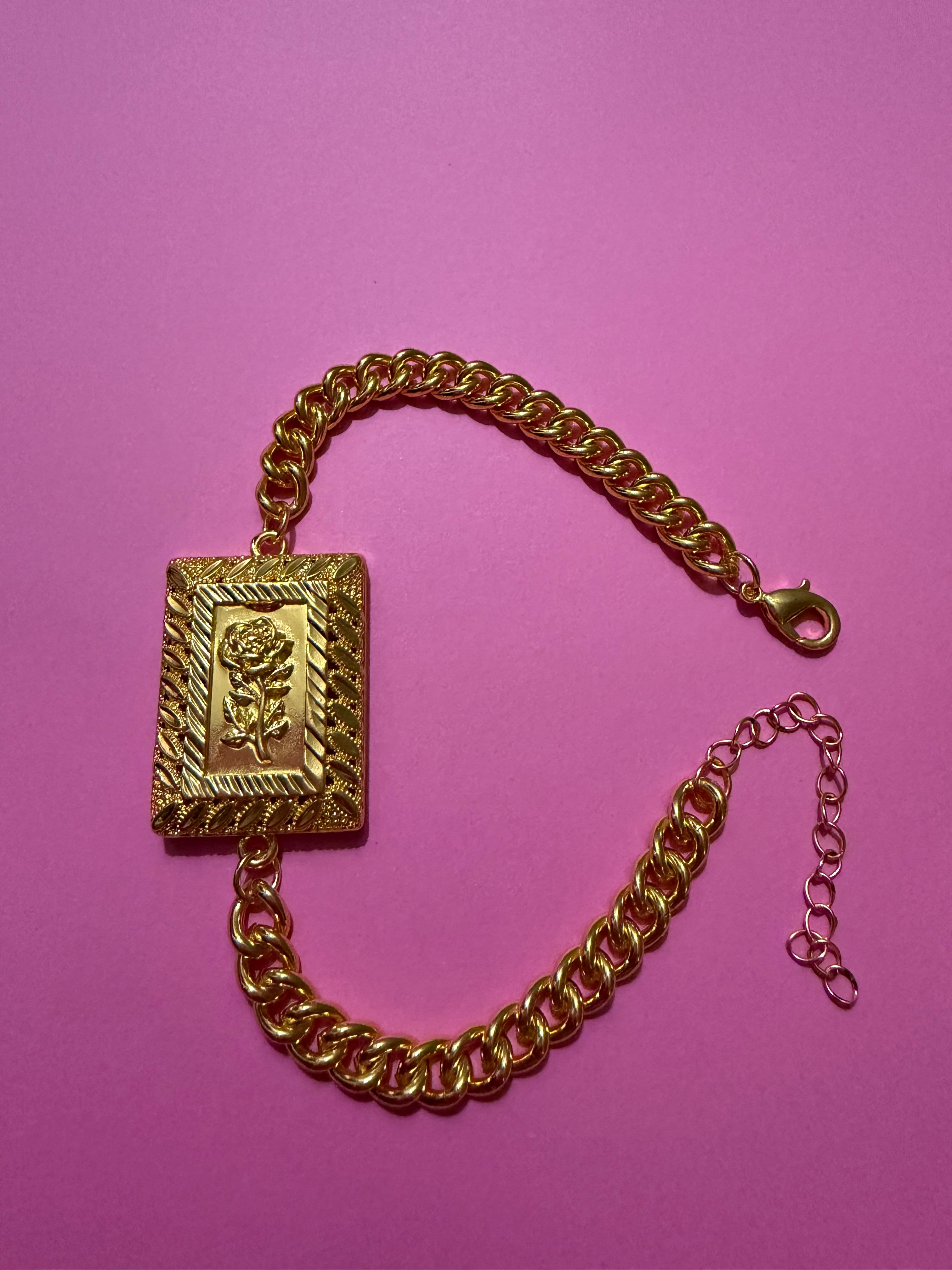 YELLOW GOLD BRACELET
